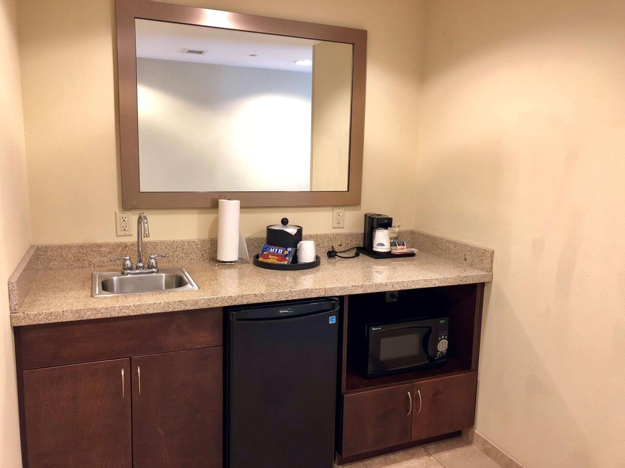 Hampton Inn And Suites Woodstock, Virginia Eksteriør billede