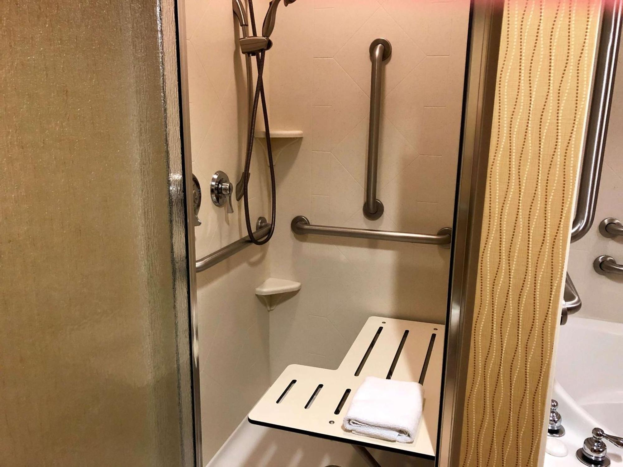 Hampton Inn And Suites Woodstock, Virginia Eksteriør billede