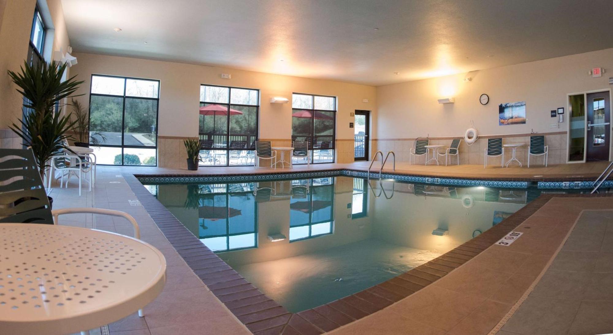 Hampton Inn And Suites Woodstock, Virginia Eksteriør billede